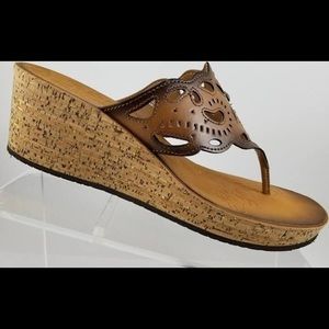 Clark’s - wedge flip flops